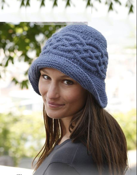 Шапочка с полями — модель из журнала Drops