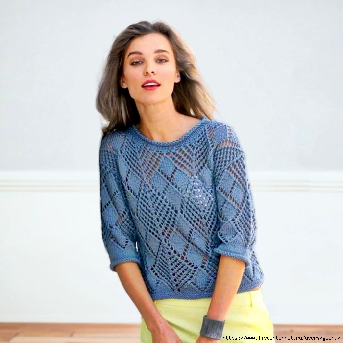женский пуловер с ромбами и елочками