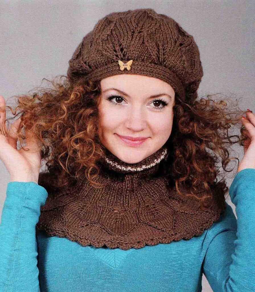 Берет и манишка с узором «Листья»